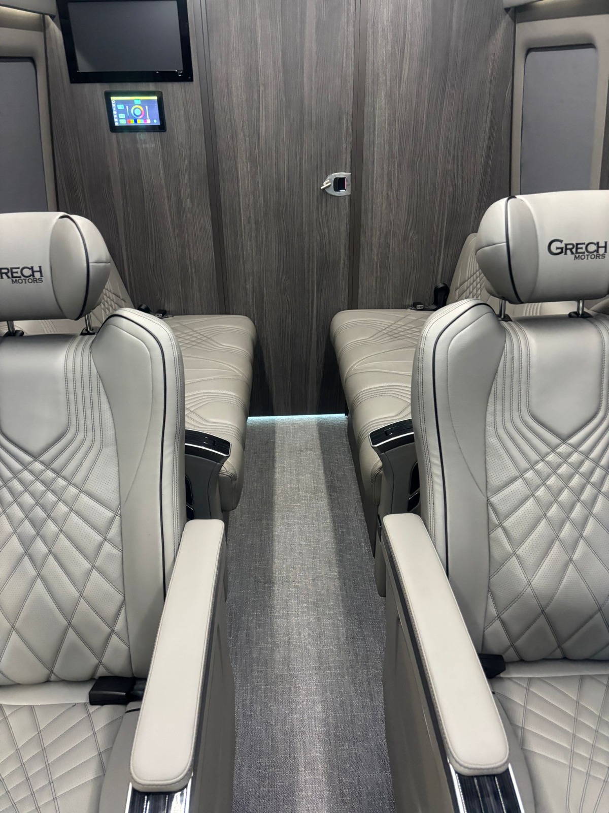 Mercedes-Benz JET Sprinter